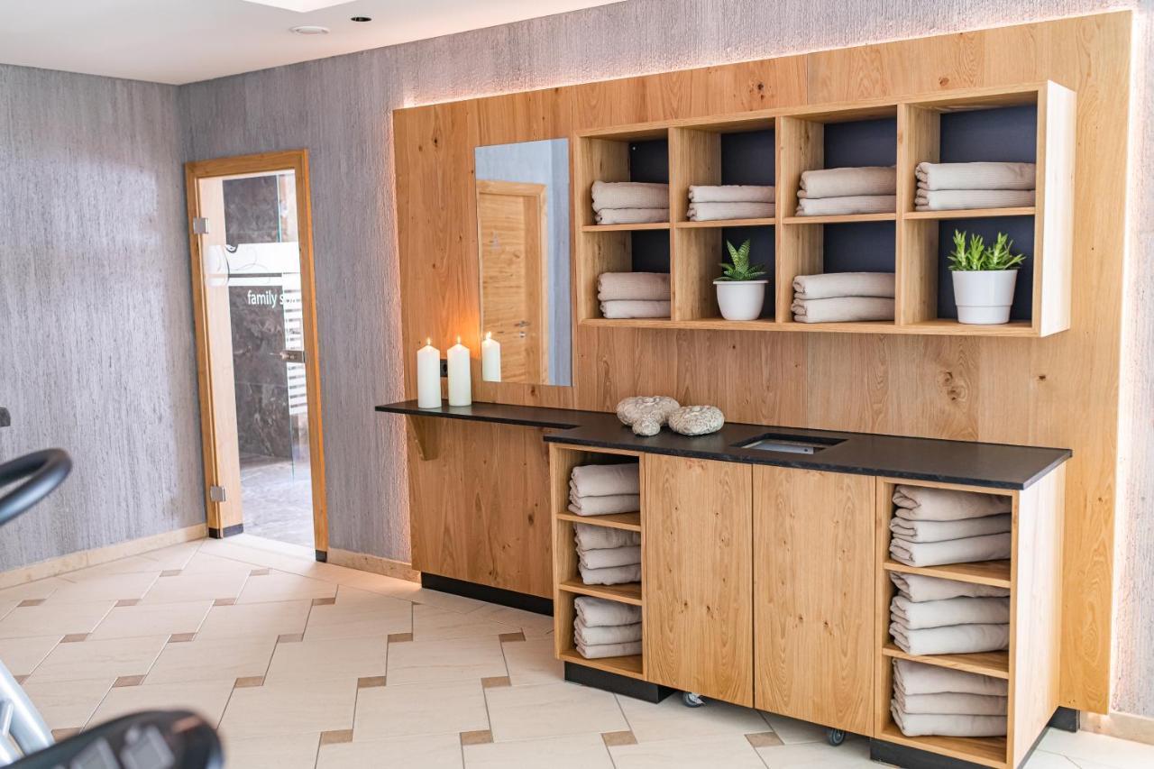 Aparthotel Hochland Gmbh Hintertux Ngoại thất bức ảnh