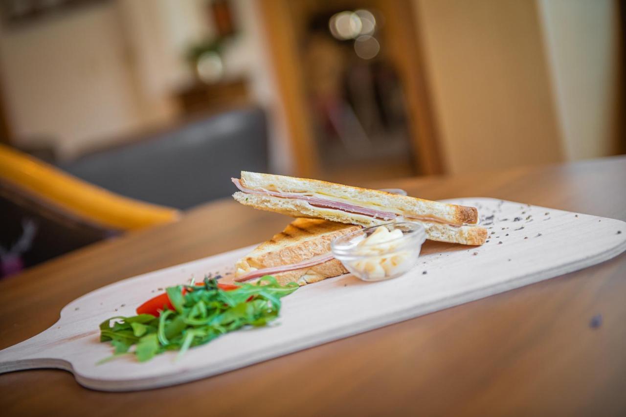 Aparthotel Hochland Gmbh Hintertux Ngoại thất bức ảnh